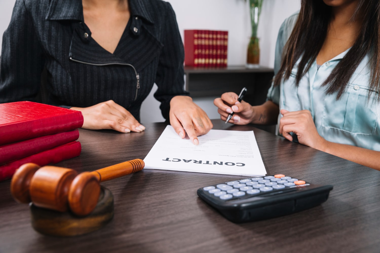 Pros and Cons of Lawsuit Loans