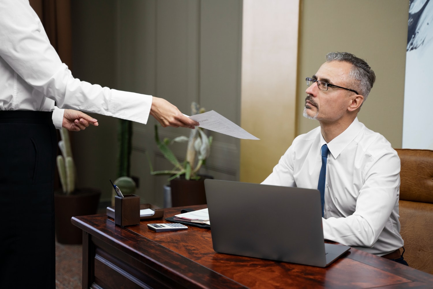 Case Management Software vs Traditional Legal Case Management Systems